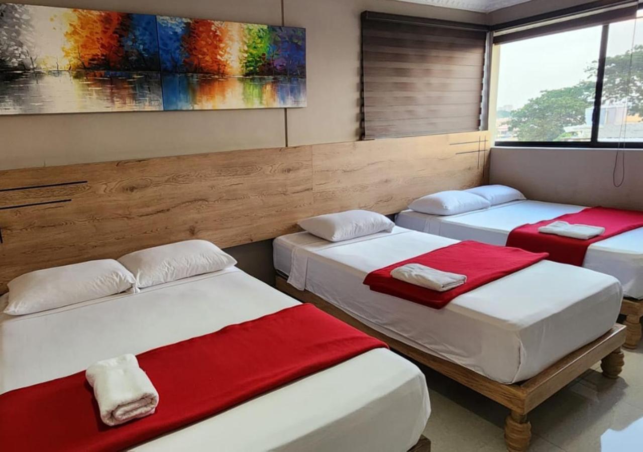 Hotel Murali - Cerca Del Aeropuerto De Guayaquil Exteriör bild