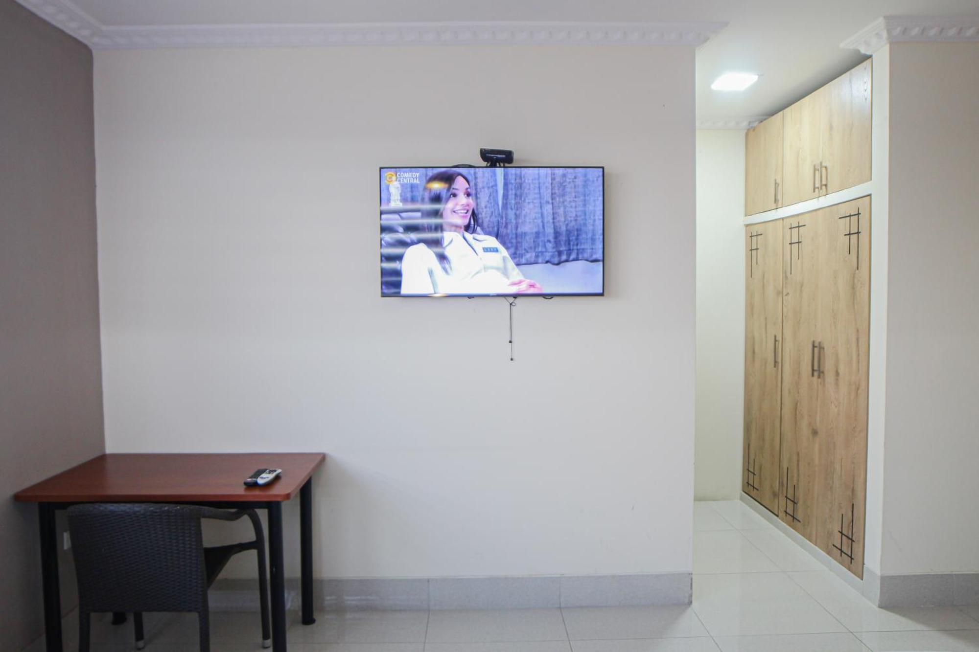 Hotel Murali - Cerca Del Aeropuerto De Guayaquil Exteriör bild
