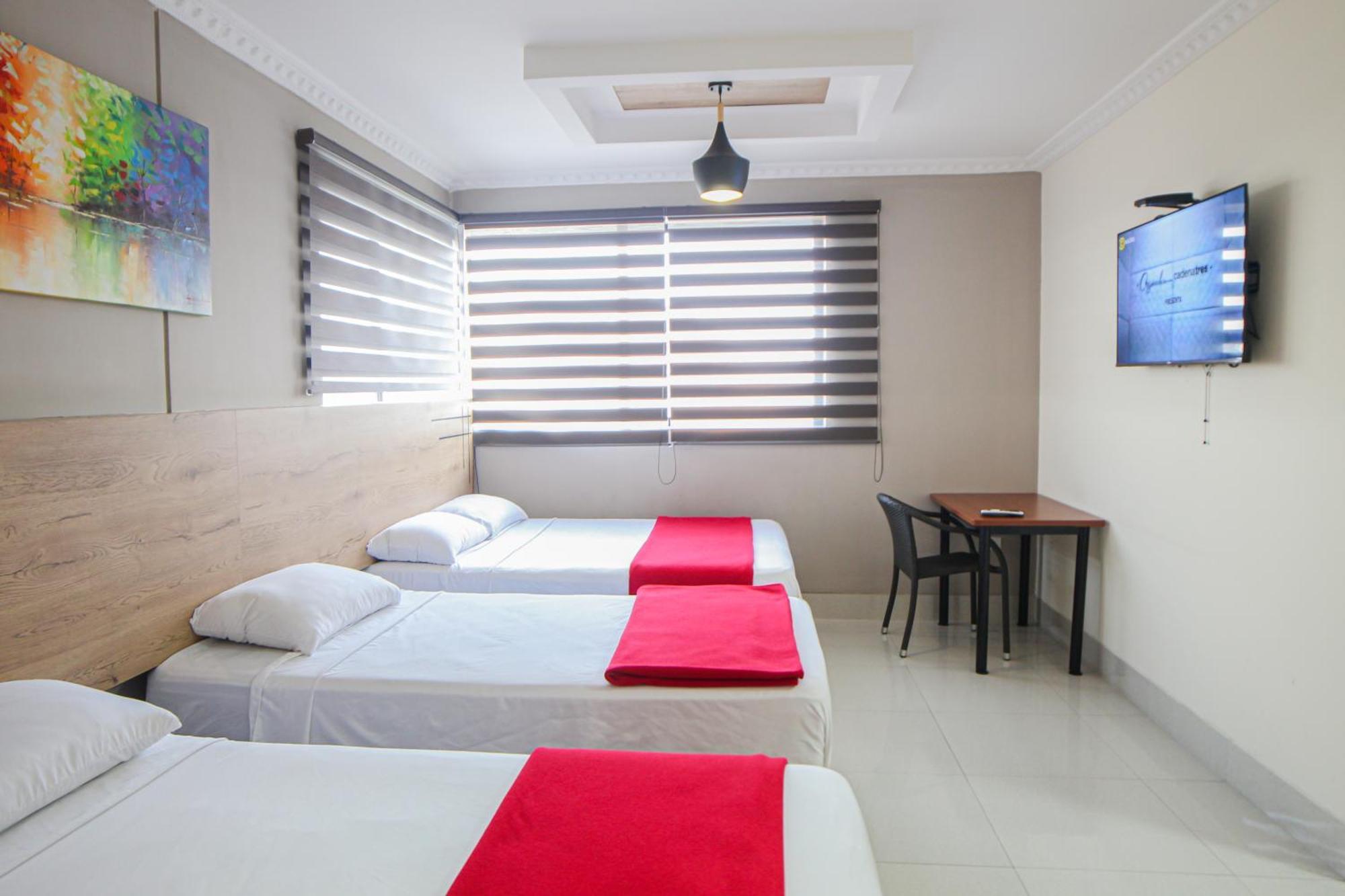 Hotel Murali - Cerca Del Aeropuerto De Guayaquil Exteriör bild